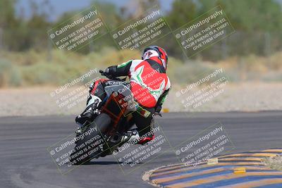 media/Sep-25-2023-Moto Forza (Mon) [[81ffa65e0a]]/B-C Group/Session 4 (Turn 2 Backside)/